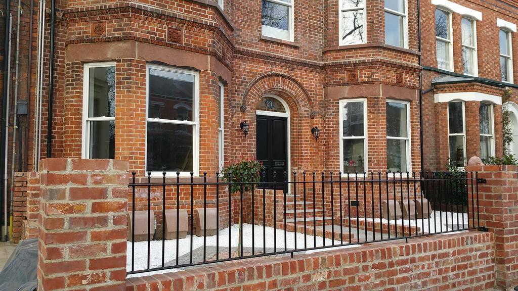 Queens Quarter Apartments Belfast Exterior photo